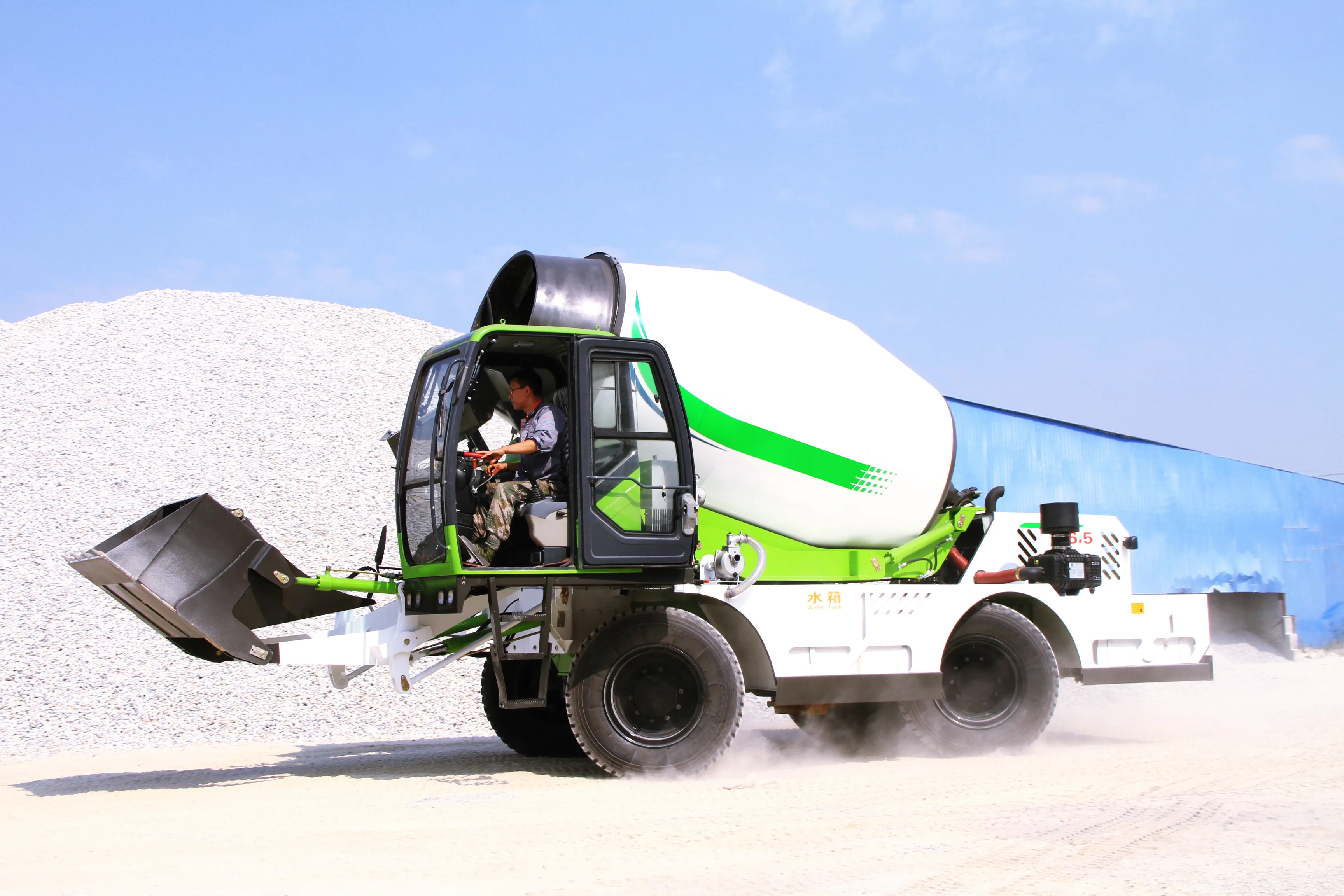 China new HUAYA high quality 2 cbm 6.5 cbm self loading mixer concrete mixer with EPA/Euro5