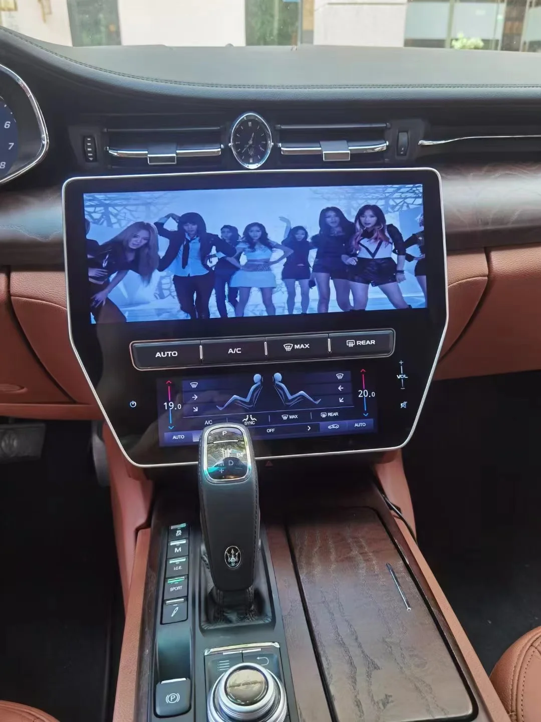 22-дюймовая Автомобильная магнитола на базе Android для Maserati Quattroporte 2013-2016 360 Carplay