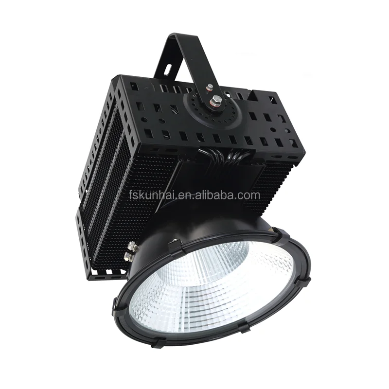 Прямая продажа с фабрики ac100-277V IP65 открытый ребристая алюминиевая квадртная лампа освещения LED башня подвесной светильник прожектор KH-MLE-42