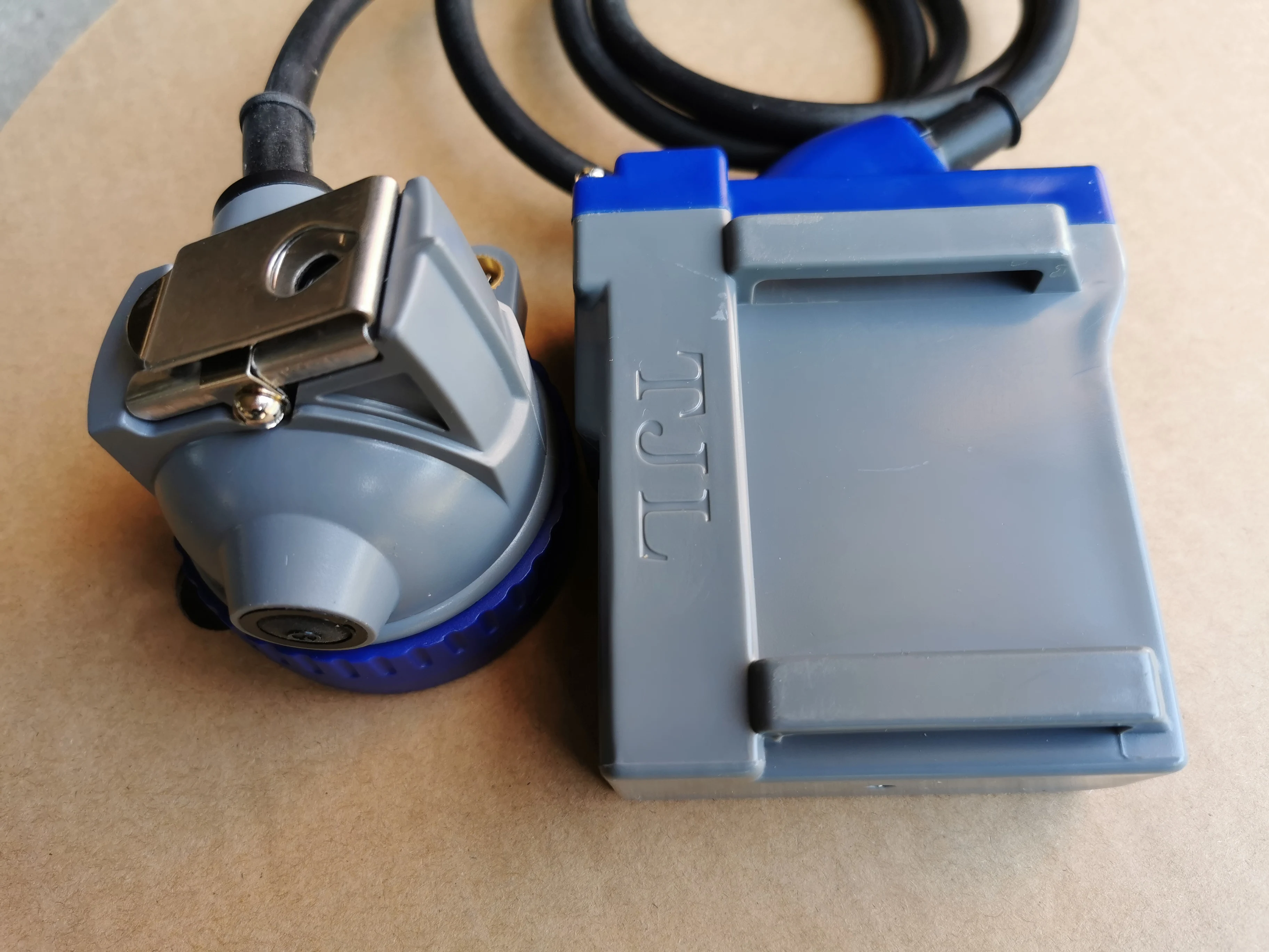 16000lx 7800mah IP67 Светодиодная лампа для майнинга KL6L7M T7