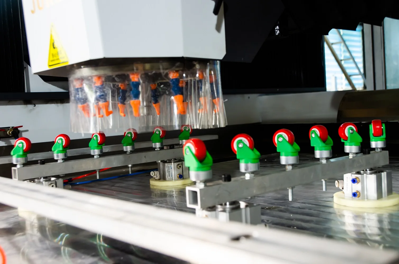 Стеклянный рабочий центр 3 оси CNC для фрезерования Стекла Неправильной Формы сверления скошения полировки окантовки