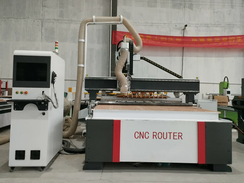 Leadshine Servo Motor ATC Spindle 55kw Cnc Machine Wood ATC Syntec 60we CNC Router for Wood 3 Head of Cutting