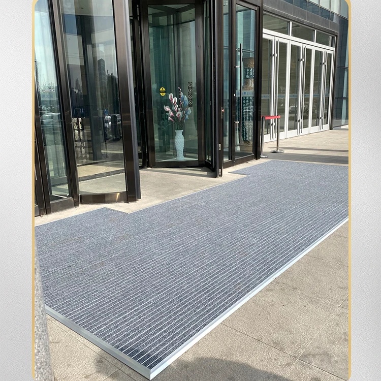 Recessed commercial dirt trap aluminum entrance floor mat with carpet stripes insert
