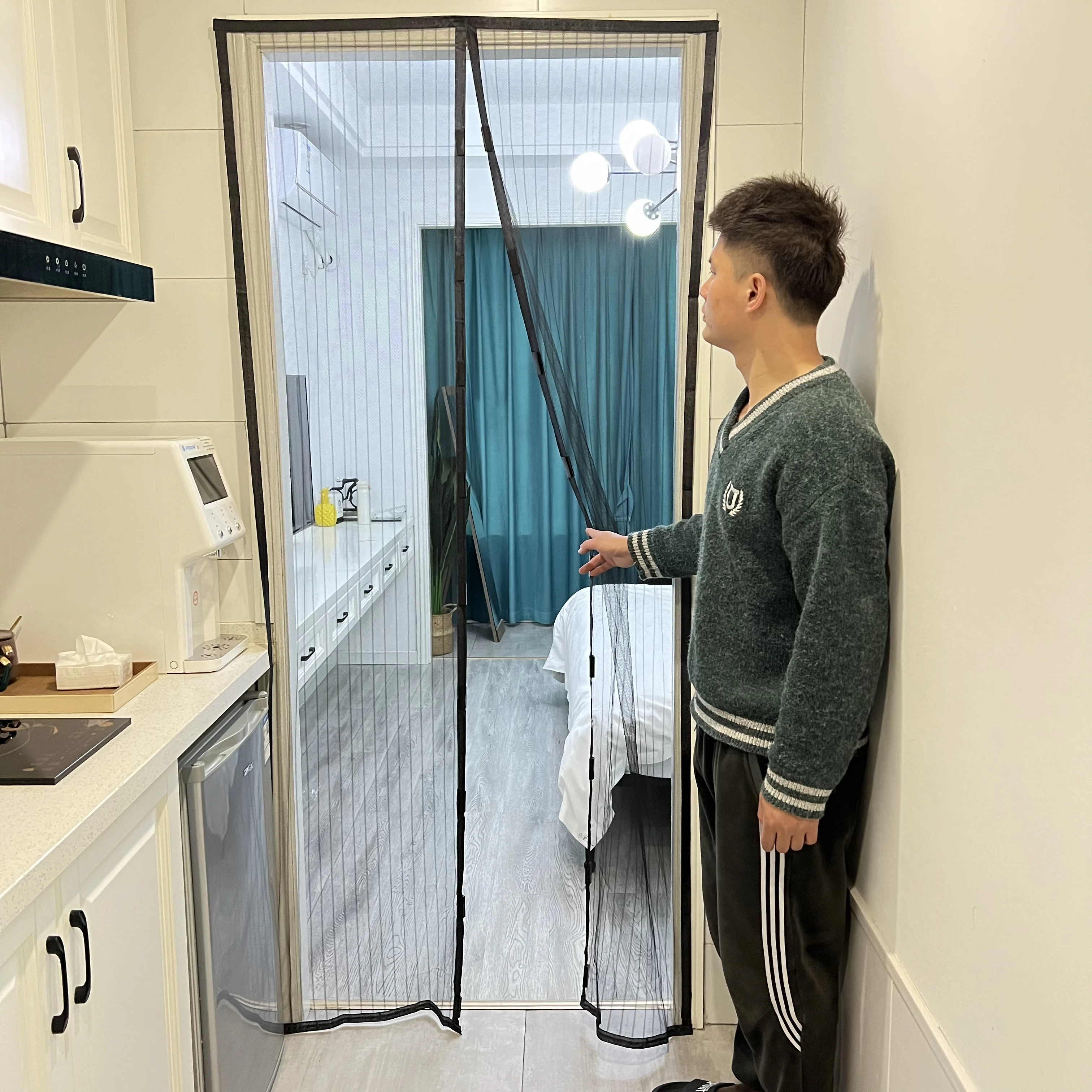 Magnetic Anti-Mosquito Screen Door Anti Mosquito Insect Fly Bug Mesh Curtains Door Screen Automatic Closing Netting Magnets