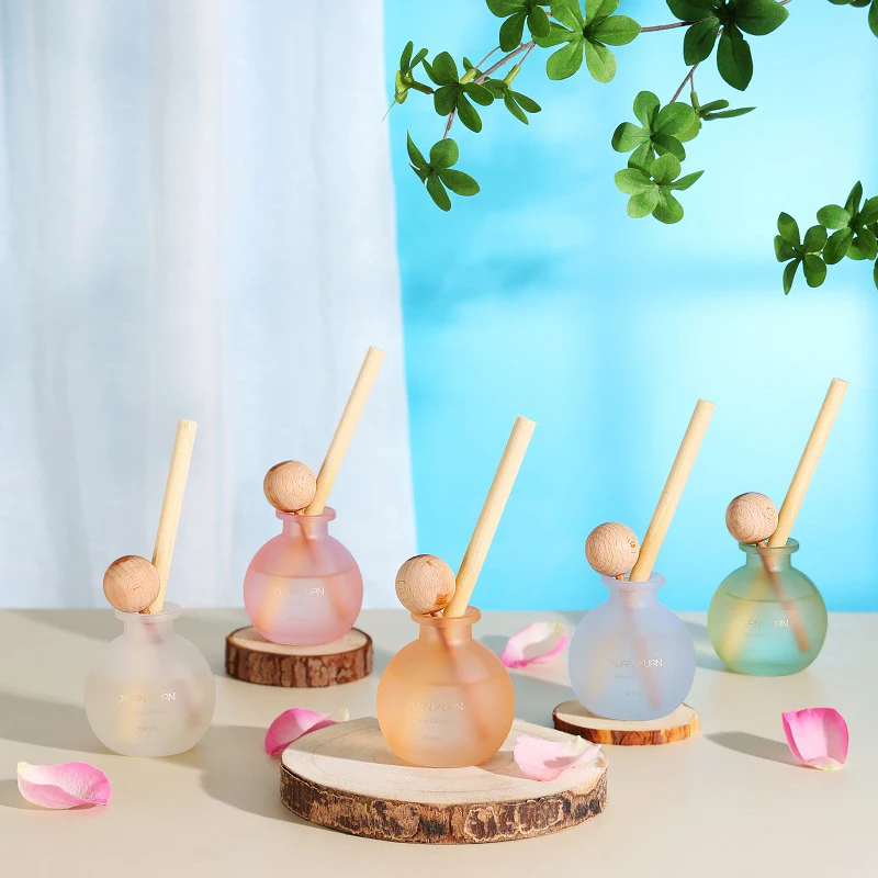 aroma reed diffuser colorful gift set luxury home aroma wooden ball sticks reed diffuser  fragrance reed diffuser bottle 100ml