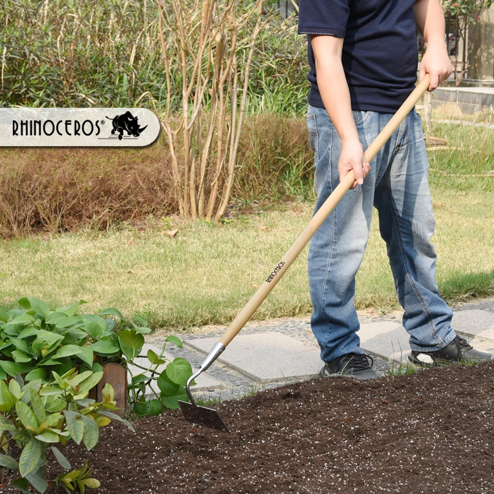 High Quality Hot Selling Lightweight Wooden Long Handle With Stainless Steel Blade Garden Hoe