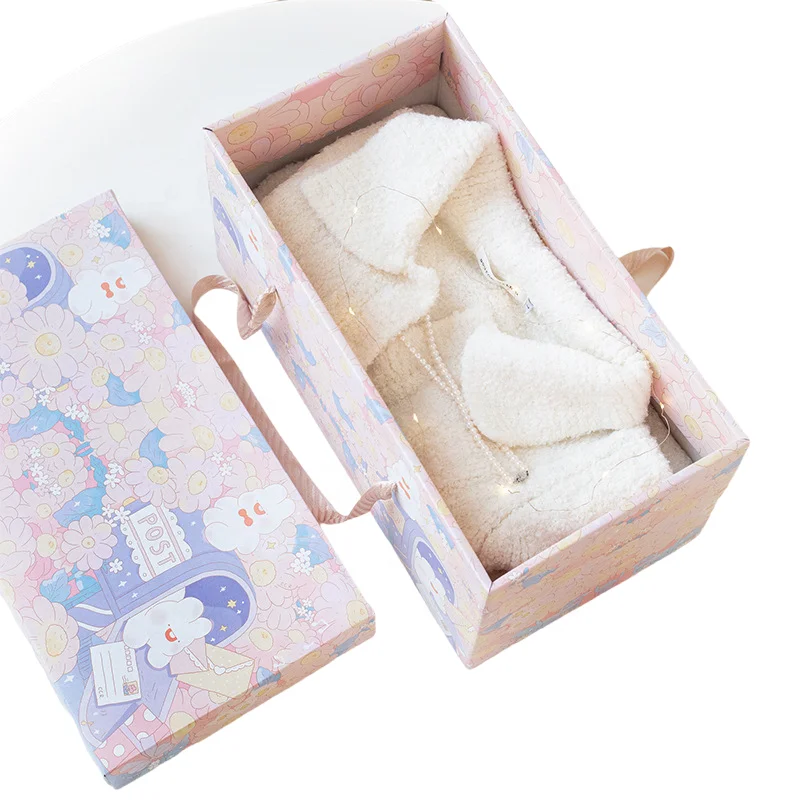 Custom UV-Coated Varnished  Cardboard Shipping Box Gold Foil Paper Box Clothing Packaging T-Shirts Embossing Stamping