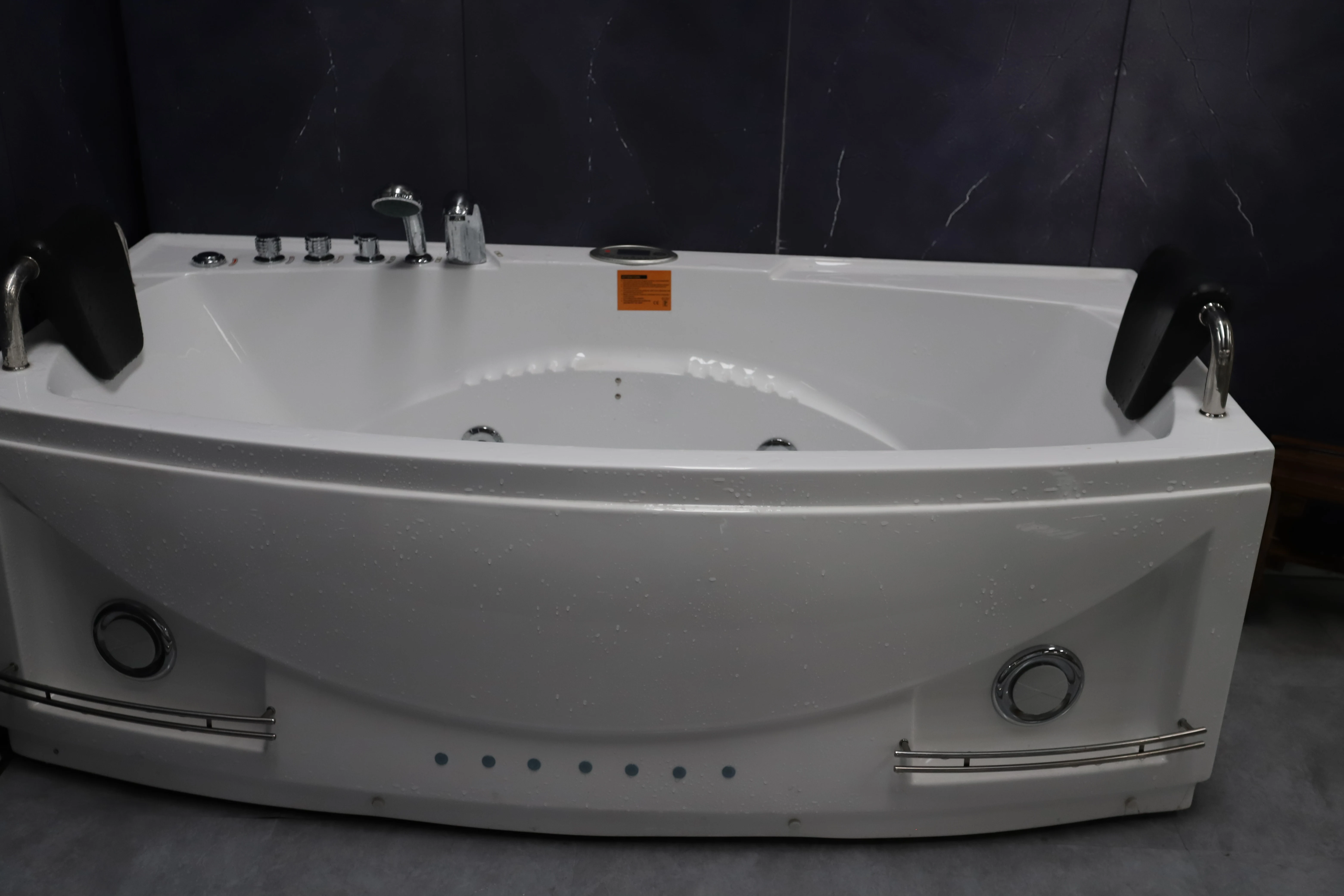 Free Standing Spa Bathtub Mini Luxury Bathtub Sale Stone Accessory Style Asian Technical Design Support Material Origin Type Gua