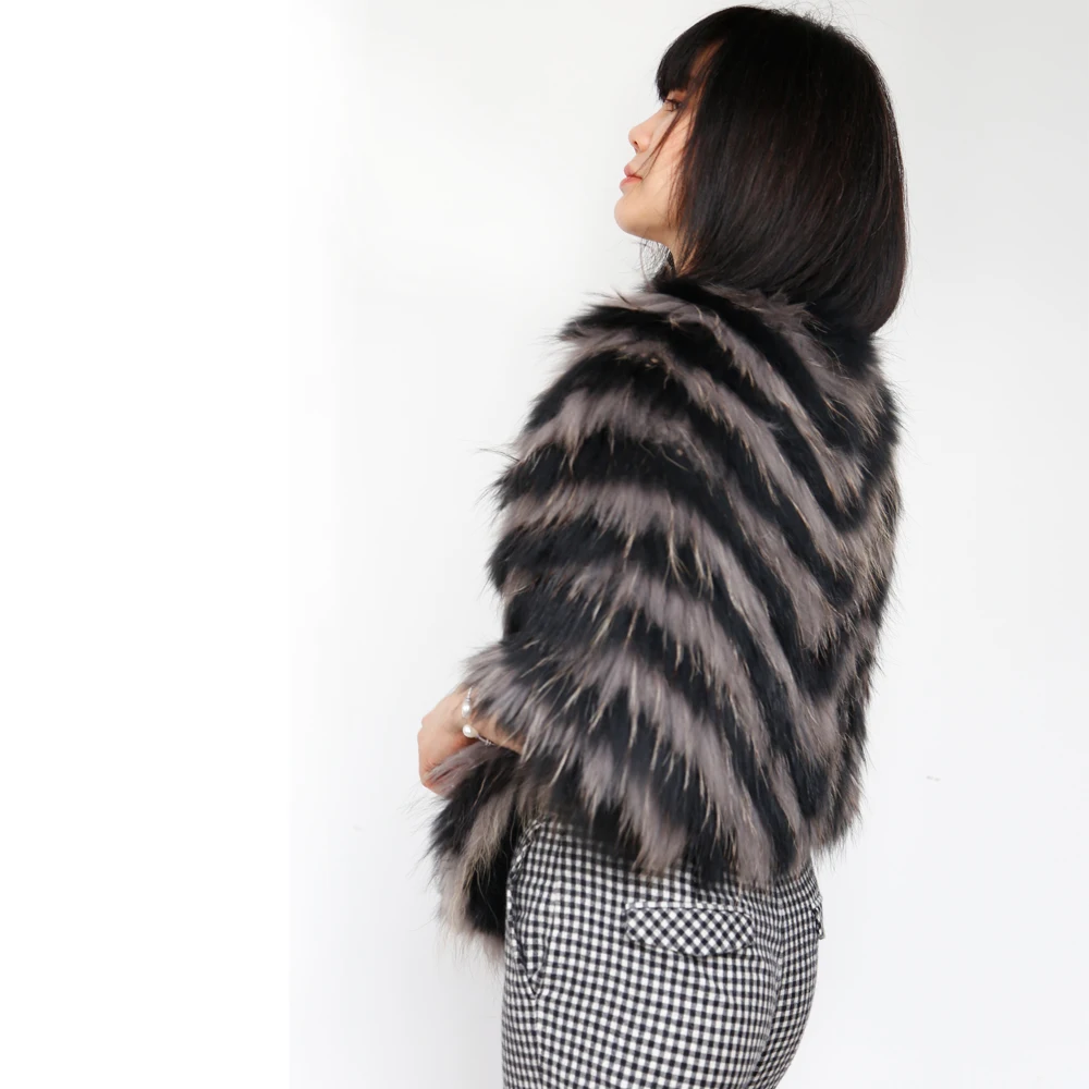
New style comfortable luxury poncho scarf cape women winter raccoon fur shawl 