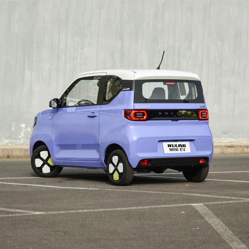 2024 Popular Cheap Wuling Mini EV Small 4 Seats 170km 215km Cute Fast Charge Car For Adults
