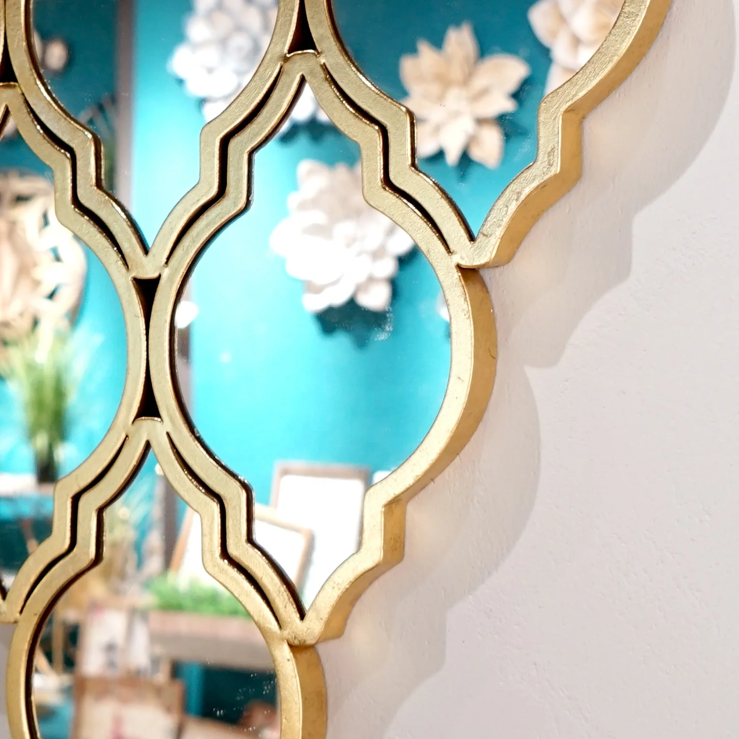 New Style Mirrord Decor Wall Special-Shaped Mirror Iron Frame Gold Luxury Contemporary Customization Wall Mirror