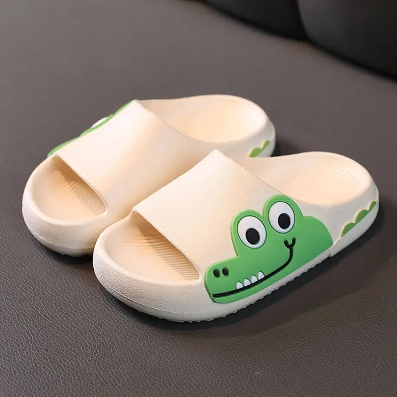 New Summer  Toddler Soft EVA Cute Cartoon Design Outdoor Slippers  Light-weight Boys Flat Slippers