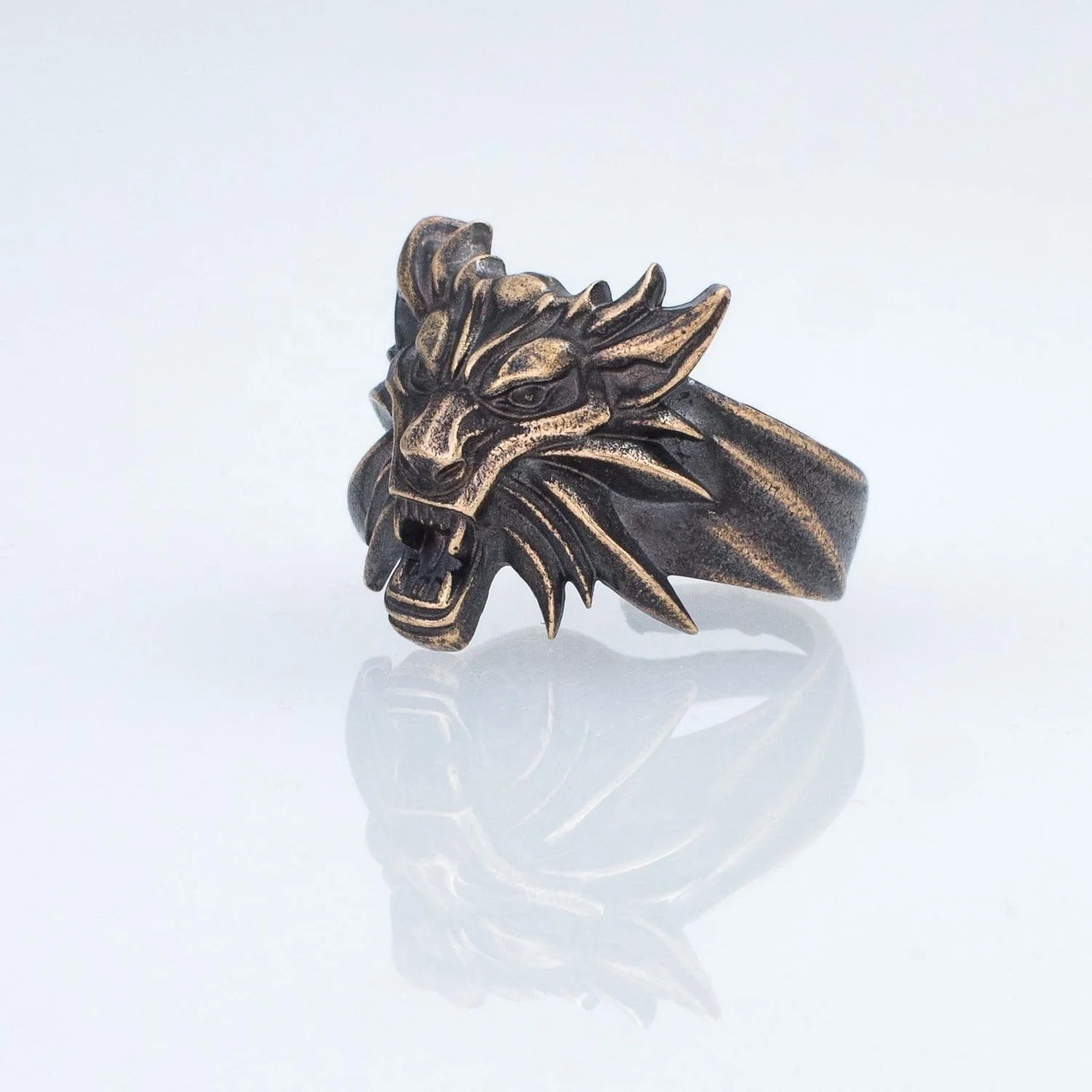 Custom popular engraved animal unique design jewelry bronze antique black old gold plated witcher ring