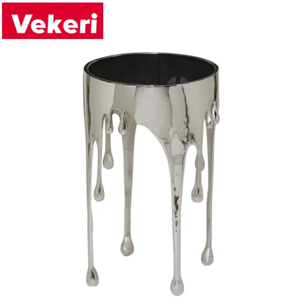 Contemporary design metal side table with black glass top dripping is suitable for living room vases