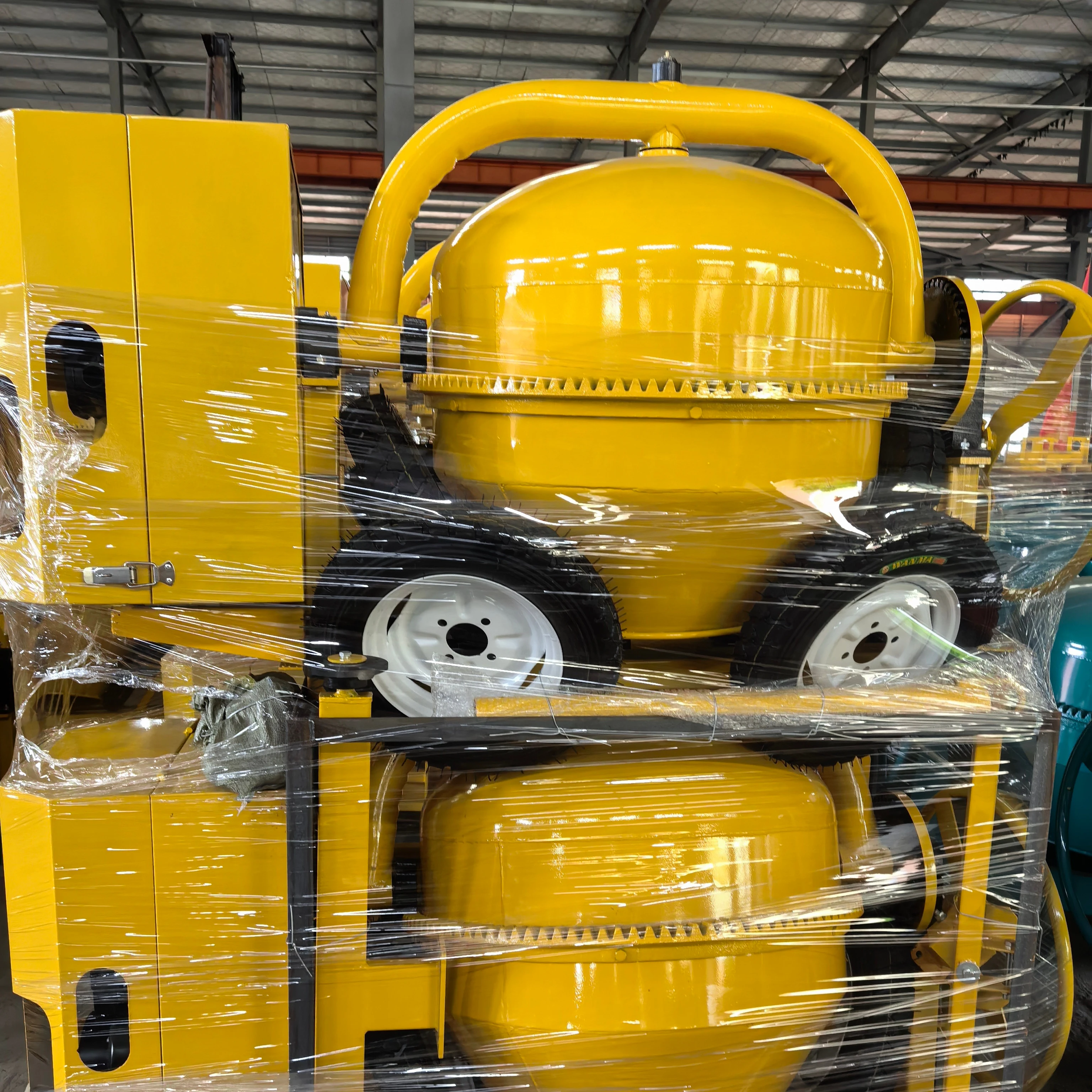 cement mixer truck mini cement mixer trailer the price of the cement mixer in algeria