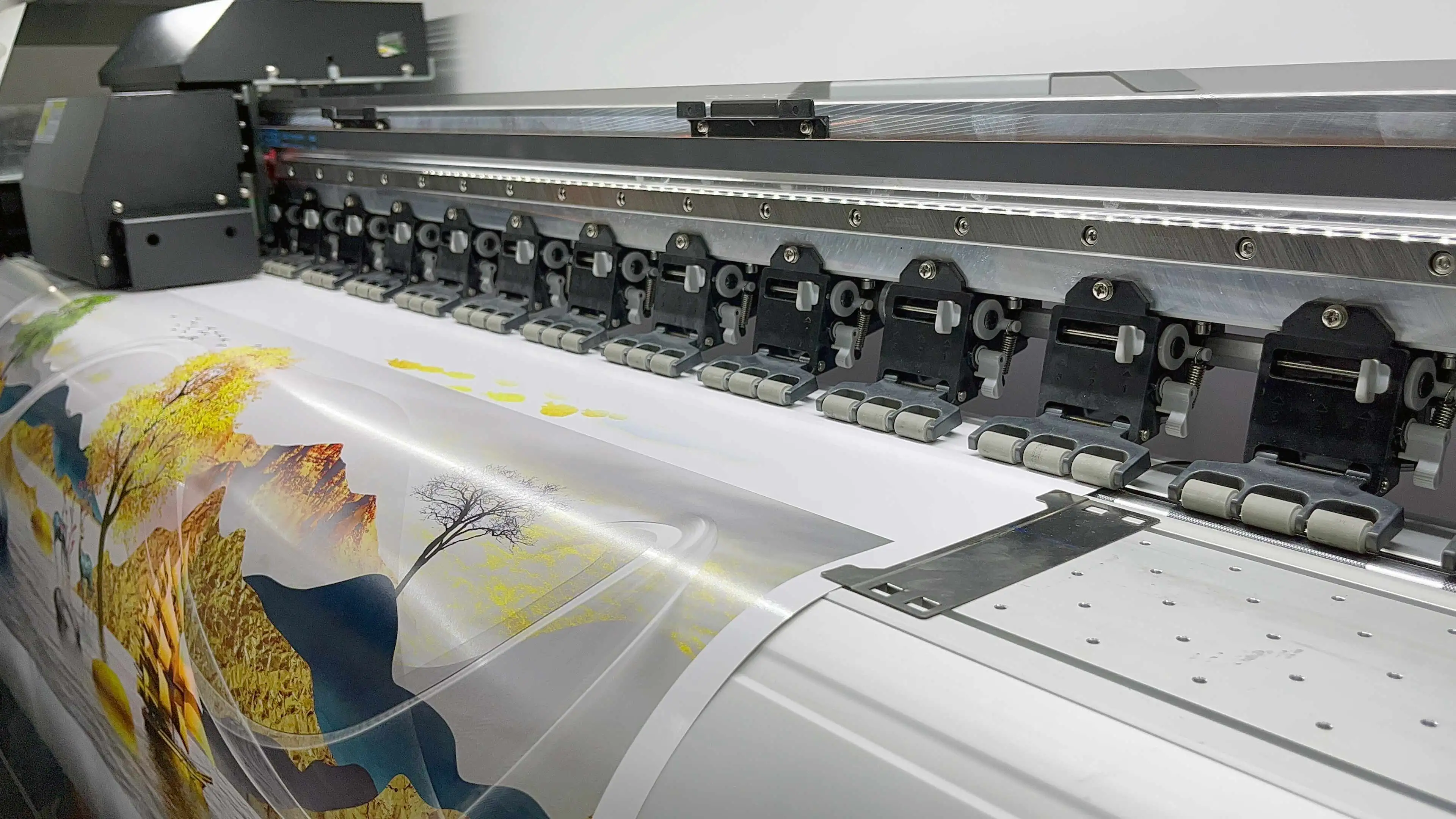 Cheap High Speed 1.8m Digital Vinyl Printer Eco Solvent Inkjet Plotter Printer with single or double heads