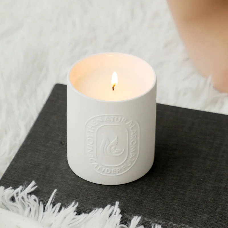 White Ceramic Aromatic Candle Custom Label Natural Soy Wax Ceramic Scented Candle scented candles wholesale