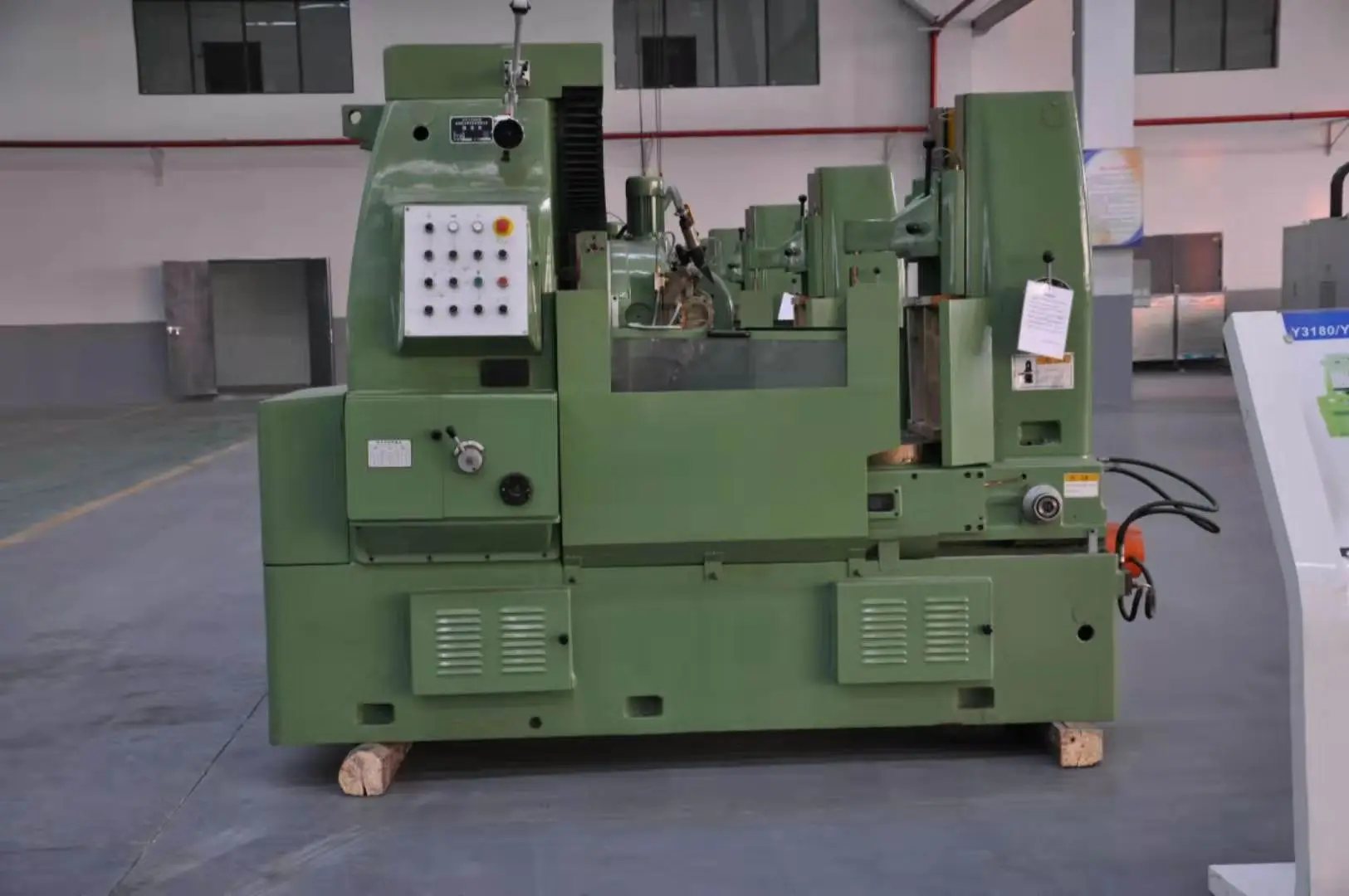 SMAC cnc automatic hobber Gear hobber cutter  Machine