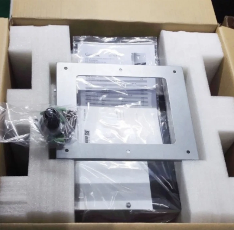 80A MPPT Controller SineWave Growatt 48V 6KW 120V 240V Split Phase Off Grid Solar Inverter SPF 6000T DVM