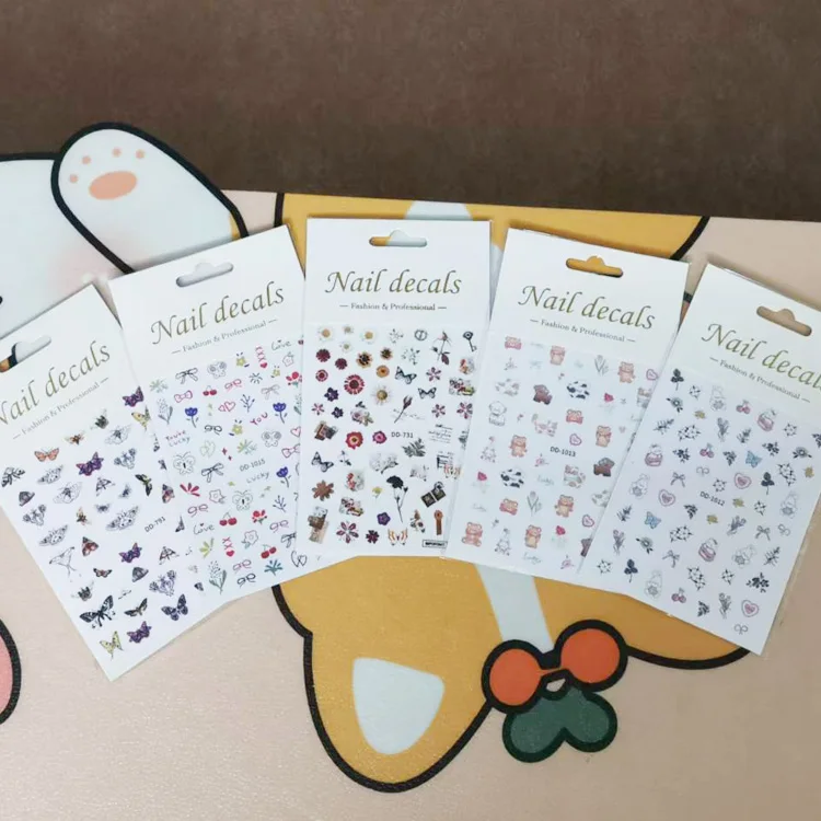 Yitong DD-0984 animal bear pattern gel polish luxury uv nail stickers