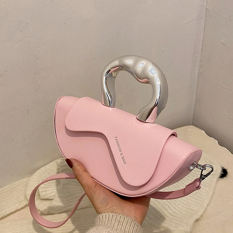 The new hot handbags 2024 Light Lady Fashion Leather Bags Lady Design Purses For Ladies