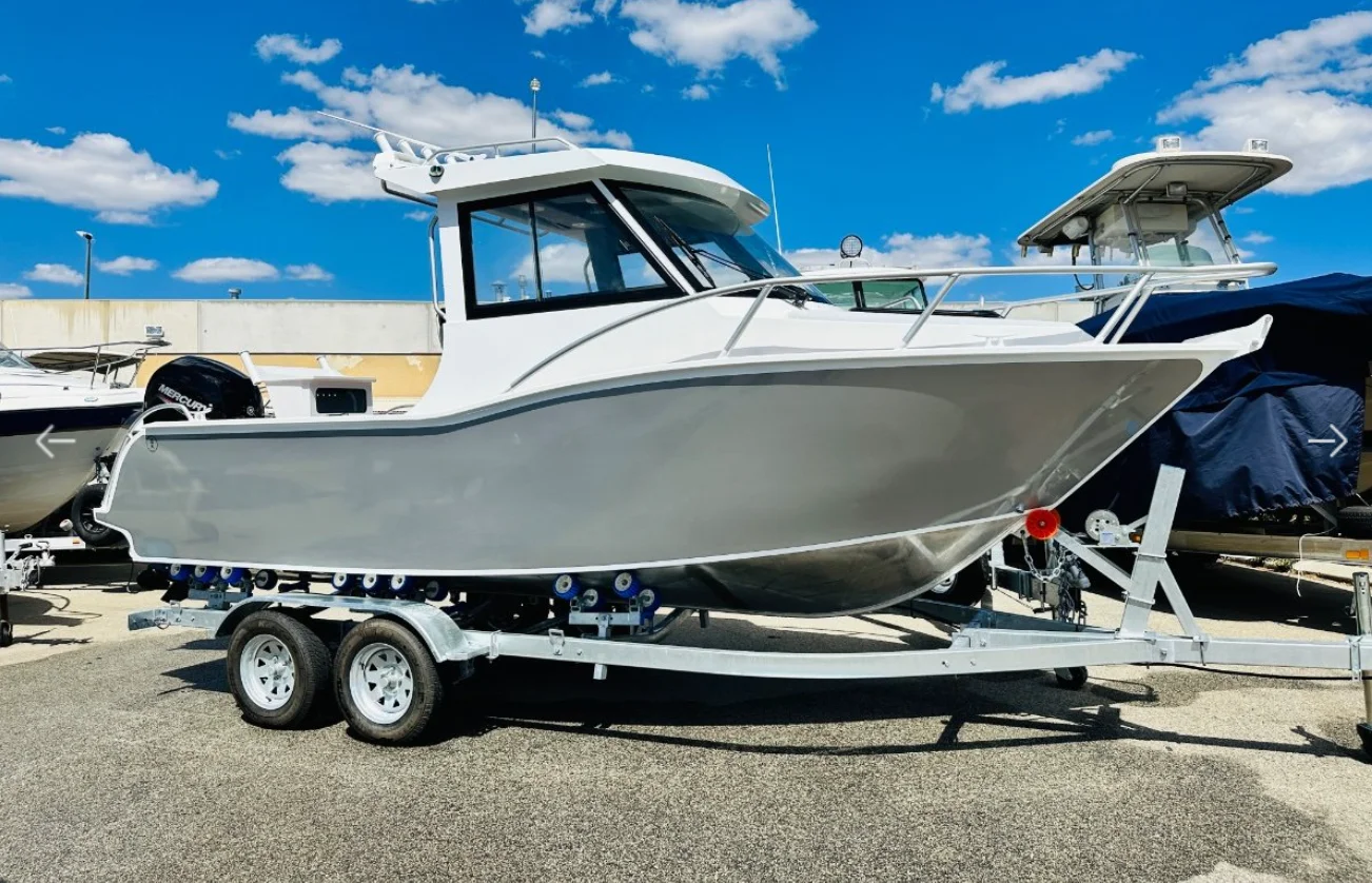 Gospel boat 20FT 6.25m Cheap Yacht Luxury Speed Surfing Cabin Cruiser Outboard Motor Fishing Boats Aluminum