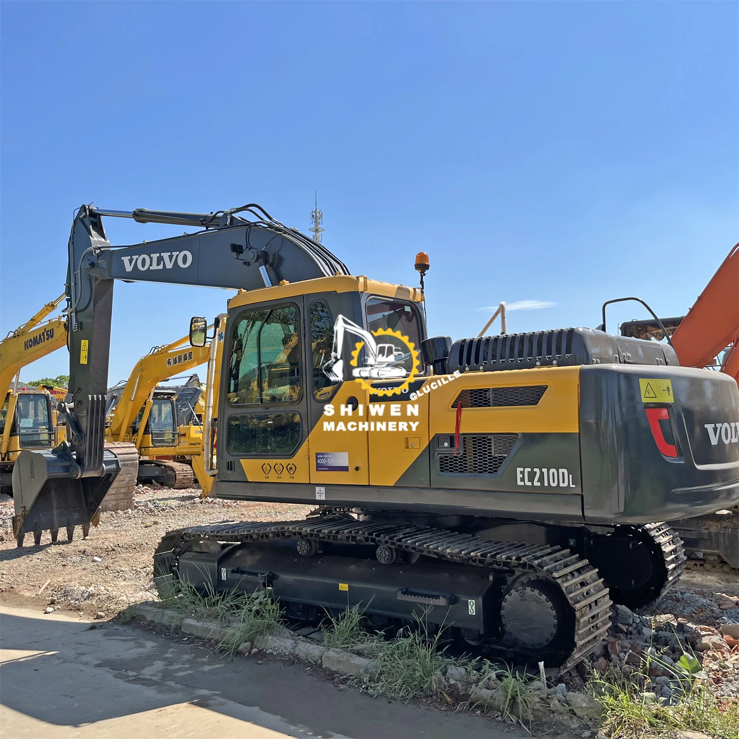 VOLVO EC210DL Used Crawler Excavators good attachments Powerful Sweden VOLVO EC140 EC210 EC210DL earthmoving machinery