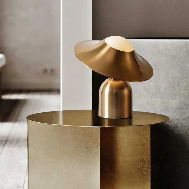 Modern style table lamp for living room LED bedside table lamp personality design table lamp