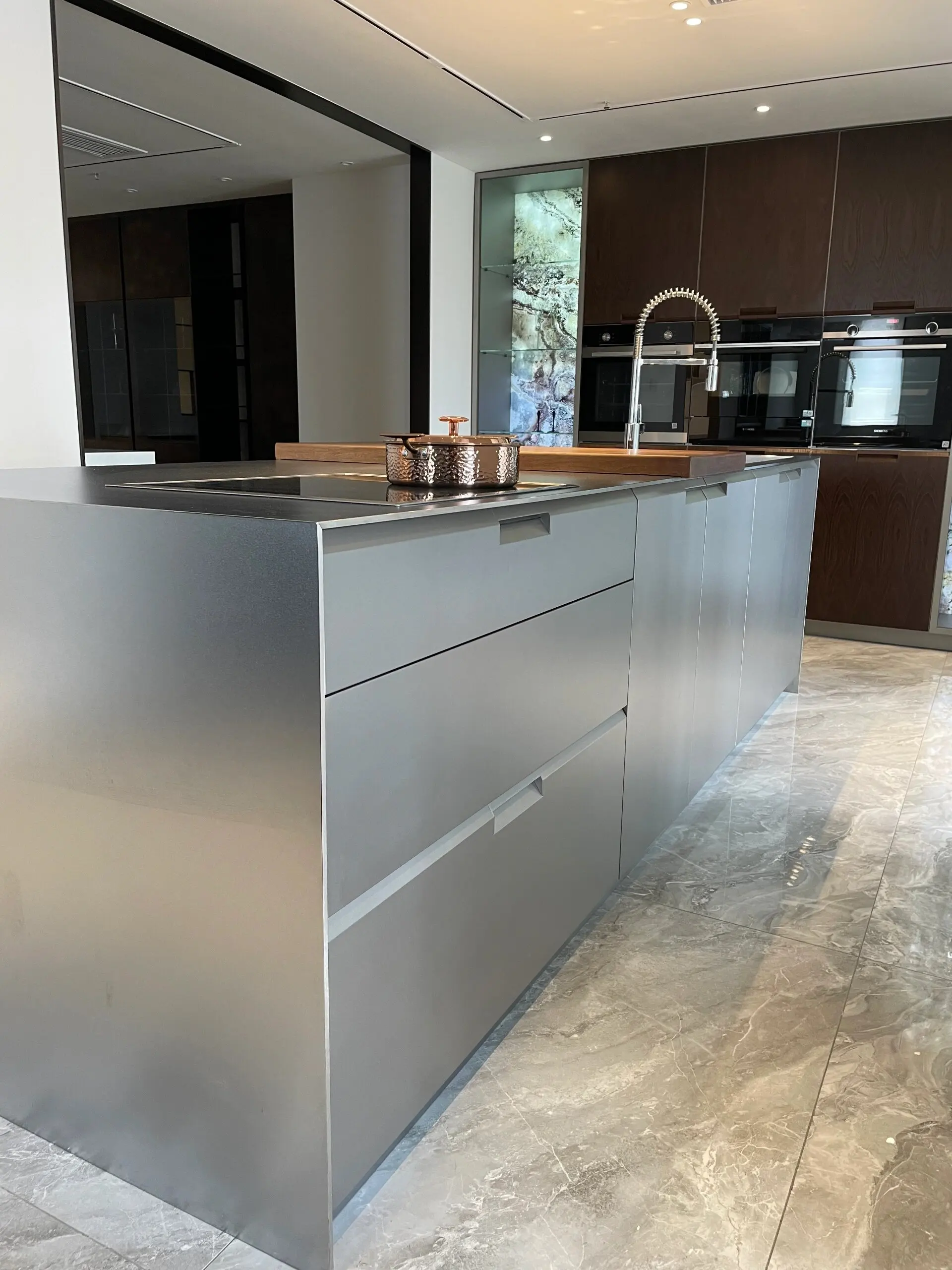 Multi-Functional Stainless Steel Cabinet with Drawer Slide Scratch-Resistant Waterproof Tall Island Villa Countertop Kitchen Cab