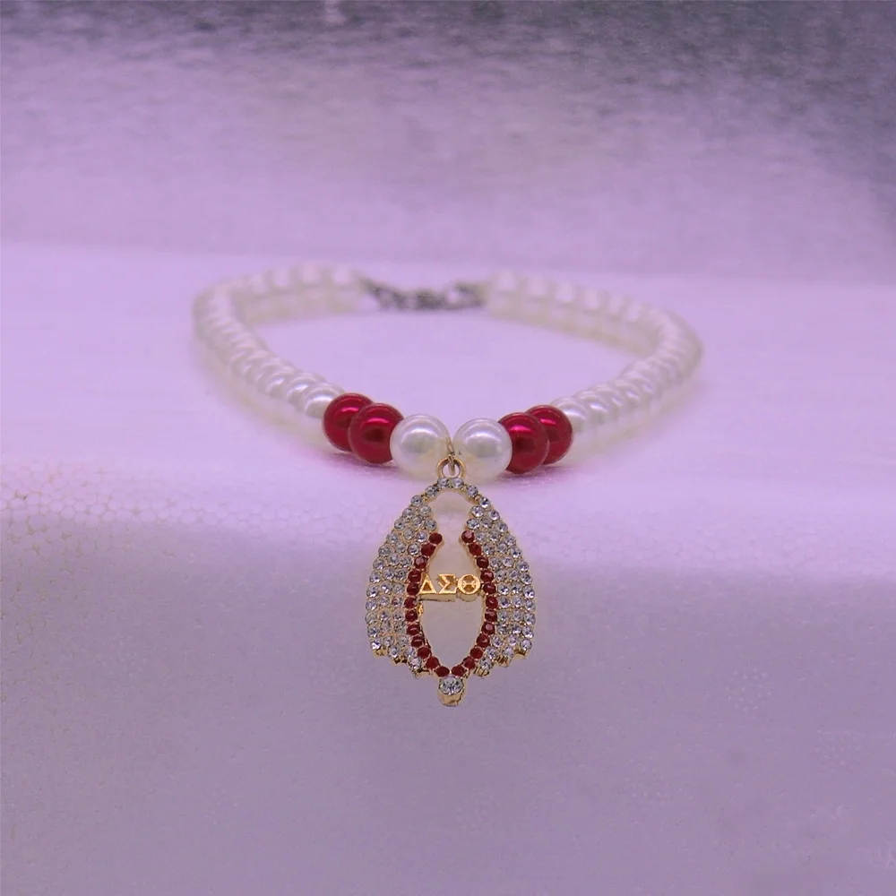 New Design Handmade White Red Crystal Paved Metal Greek Letter Delta Theta Pearl Necklace Sorority Jewelry For Girl Women