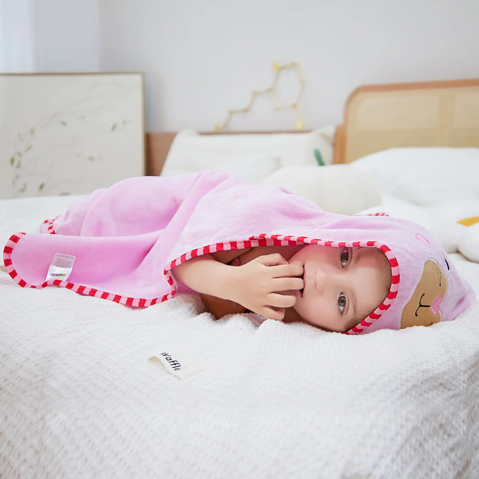 MICHLEY Fast Shipping Girls Pink Bath Robe Kids Easter Gift 100%Cotton Children Beach Towel Kids