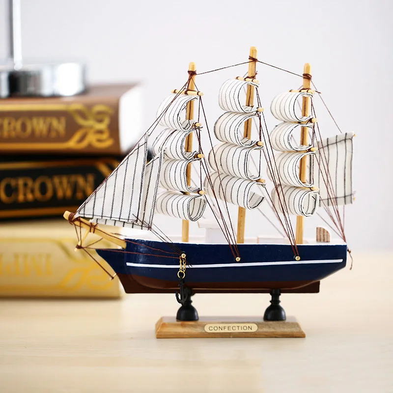 Hot New Business Gift Home Wood Craft Decoration Ornaments 20cm Handmade Retro Wooden Painted Pirate Sailboat Model