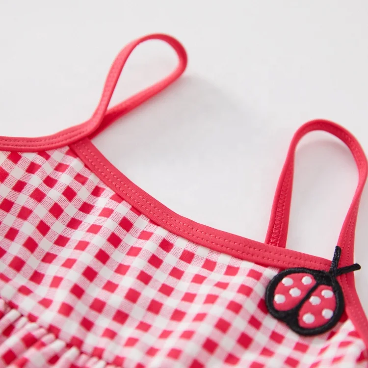 Отличный купальник-бикини из двух предметов с рюшами и аппликацией для маленьких девочек