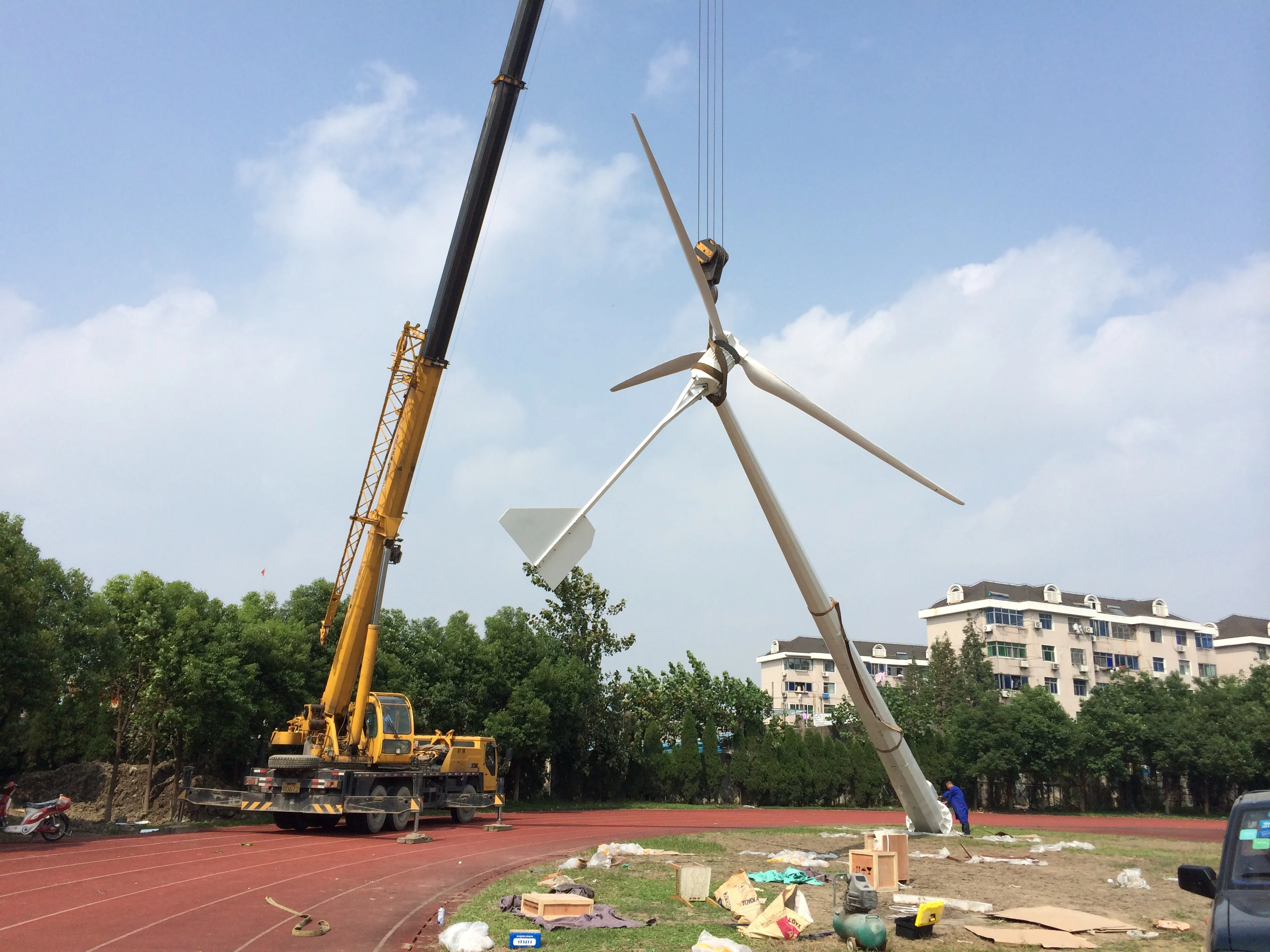 3 Phase AC Permanent-magnet 12 M/s 20KW Vertical Wind Turbine Factory Price Wind Turbine Generator for Farm CE Wind Power System