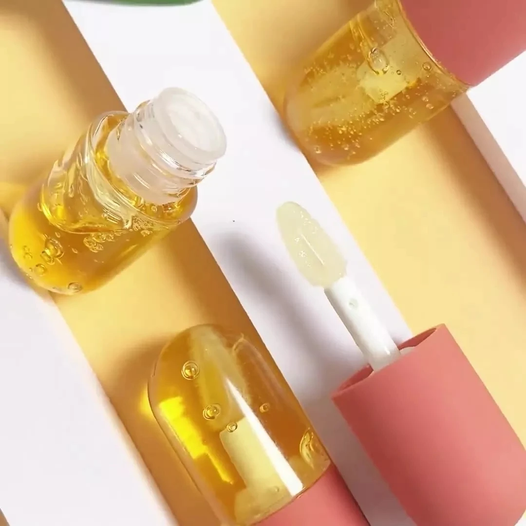 Custom Wholesale Lip Plumper Gloss 2 Flavouring Oil Private Label Lip Care Clear Vegan Lip Plumper Oil