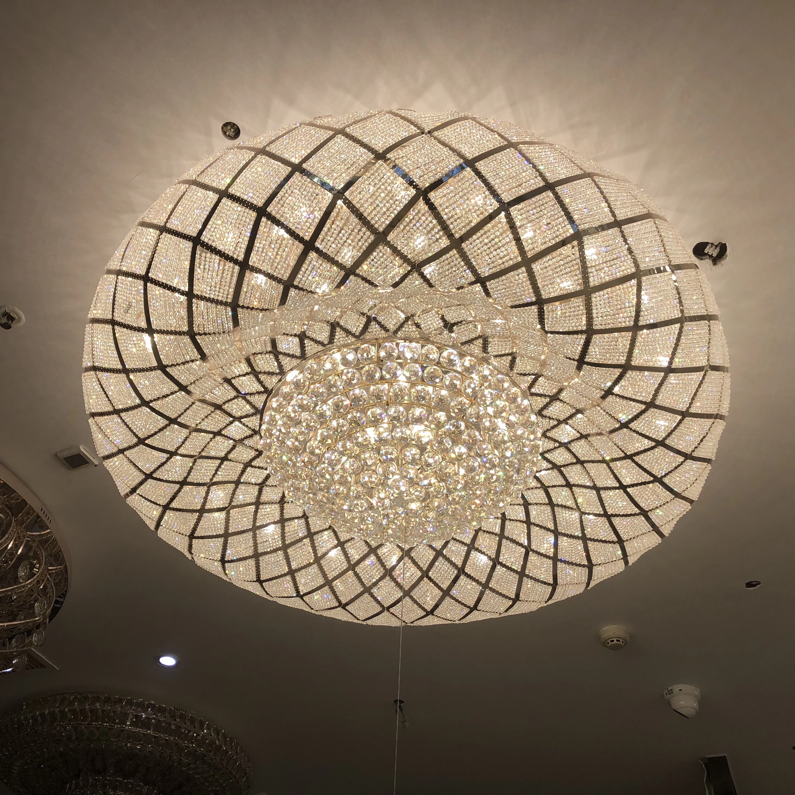 Amanda Lighting Customized Modern Luxury Crystal Chandelier Ceiling Lamp For Hotel Lobby Glass Lighting Decor
