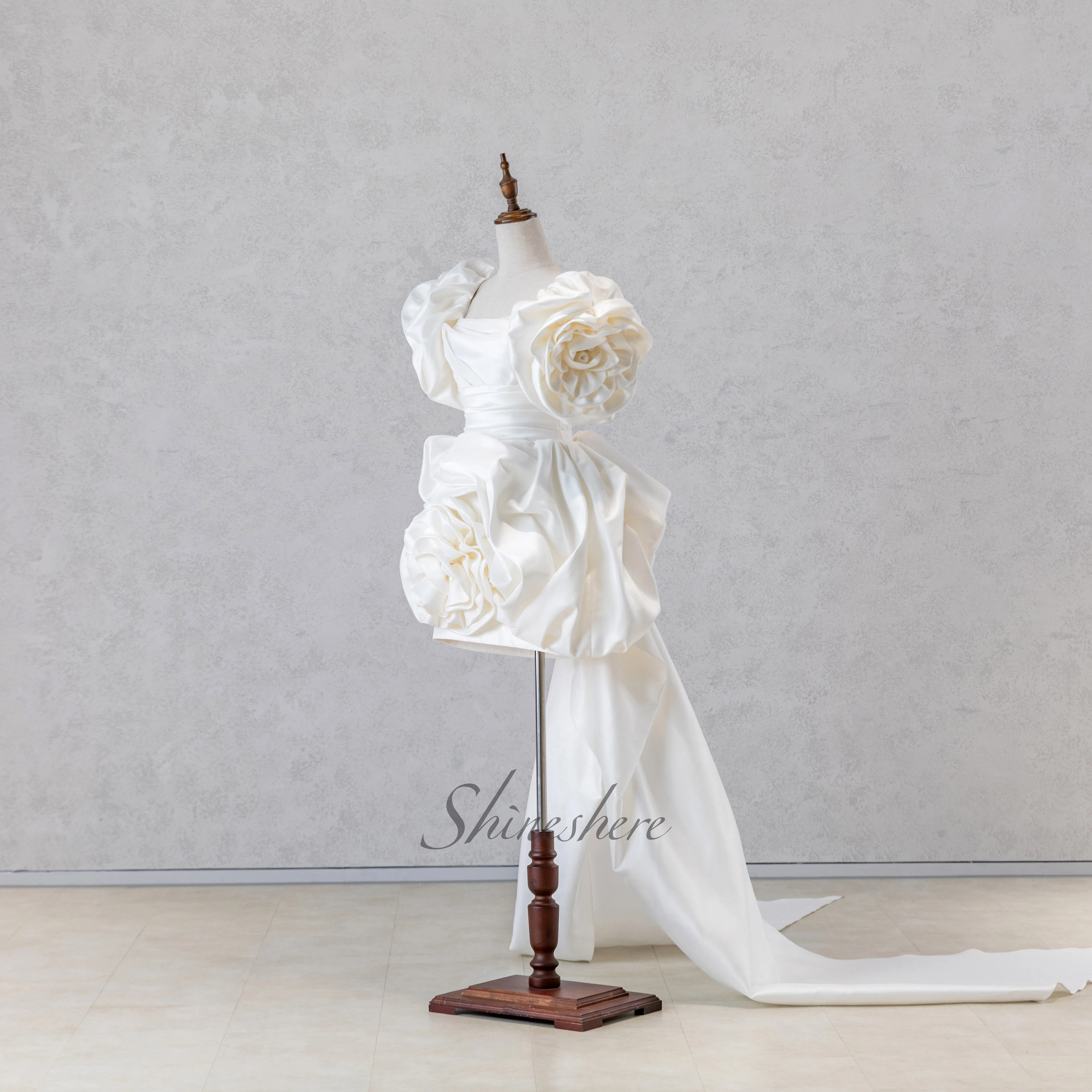 New collection sweet strapless neckline 3d flowers satin sexy short skirt long tail wedding dress