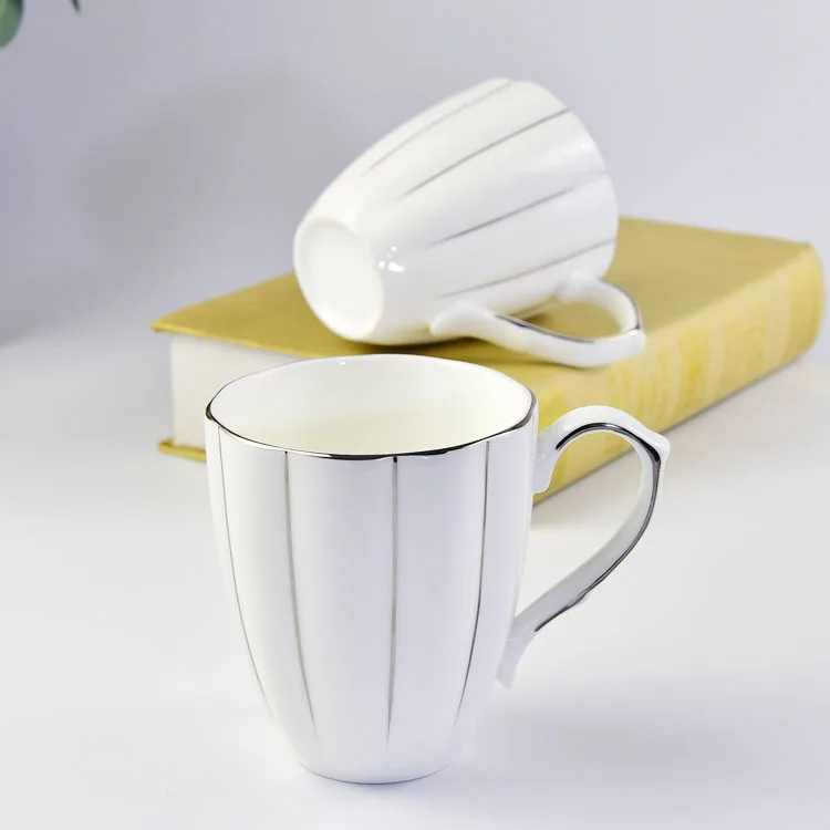 Flypeak New Arrival 380ml Nordic Ceramic Coffee Mug Cup Personalized Pumpkin Ceramic Cup Drawing Handle Coffee Mug