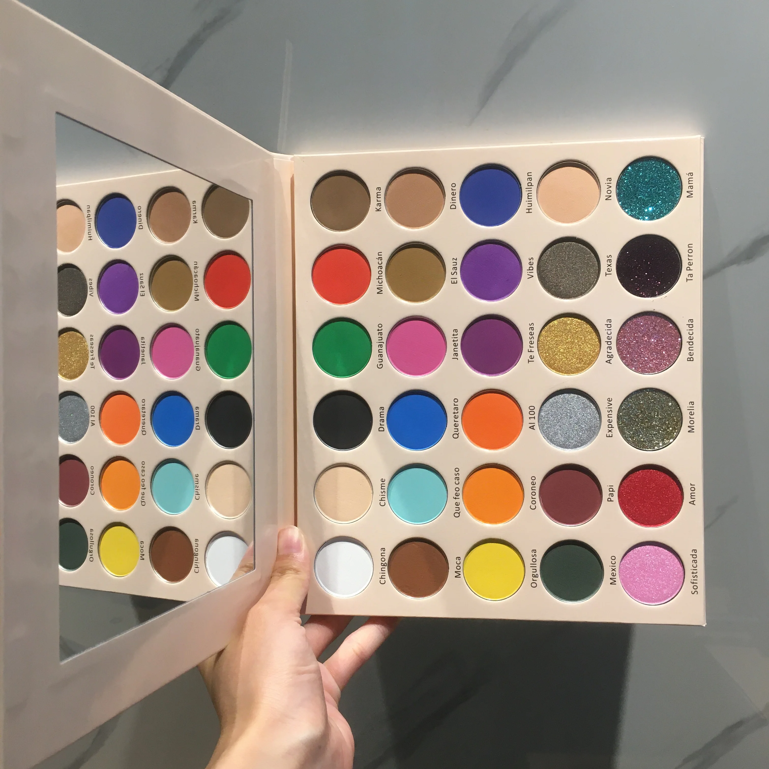 factory wholesale 30 colors Private Label Makeup Glitter Matte Colors Vegan Eyeshadow Palette