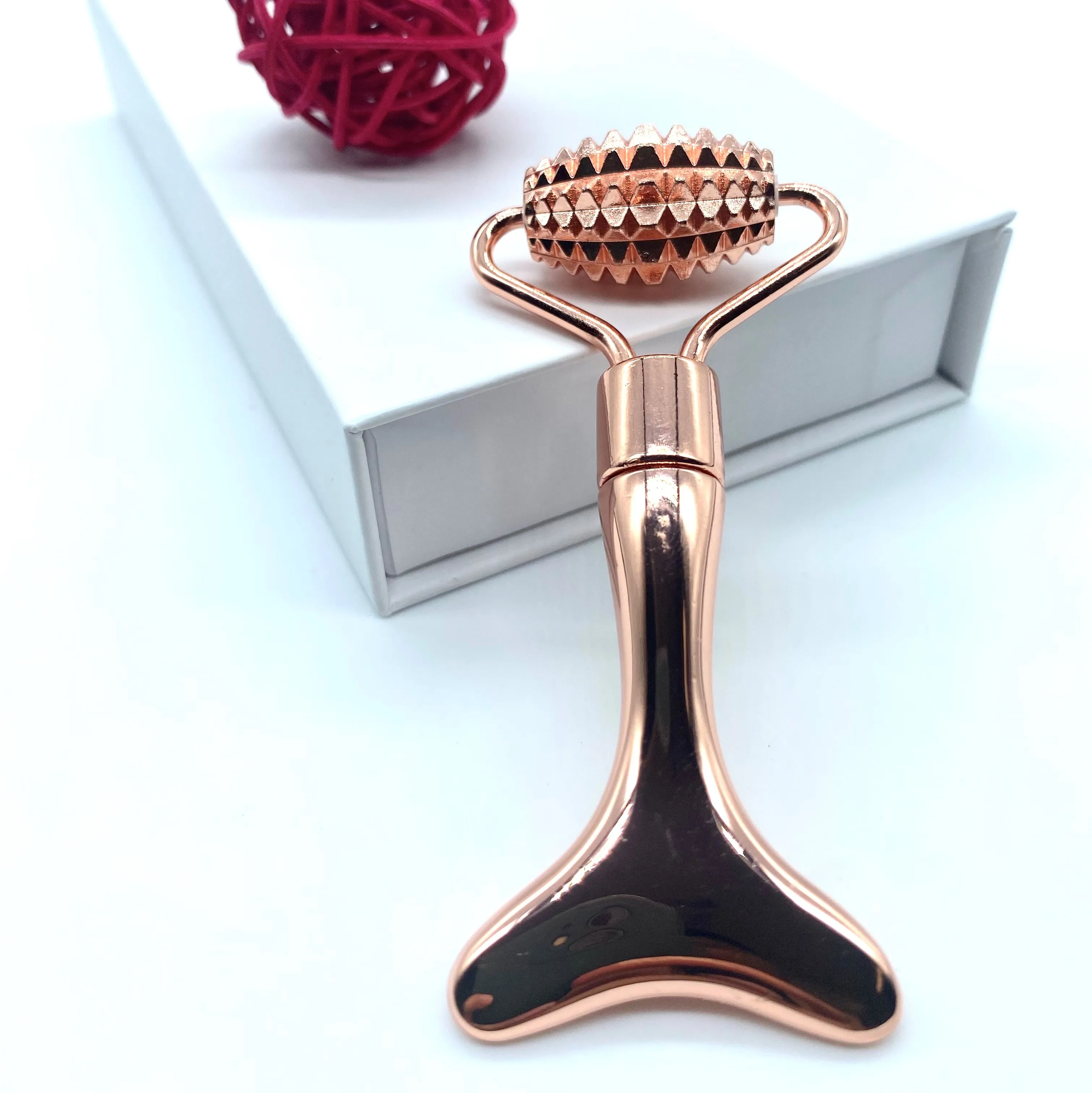 Back Micro Stick Eye Beauty Dolphin Fish Tail Shape Massager Gua Sha 2 In 1 Massage Metal Needle Eye Cream Stick Jade Roller