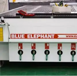 Heavy-duty Efficient  1530 4 Axis ATC CNC Wood Router Machine for making sofa doors cabinet  With side carousel auto tool price