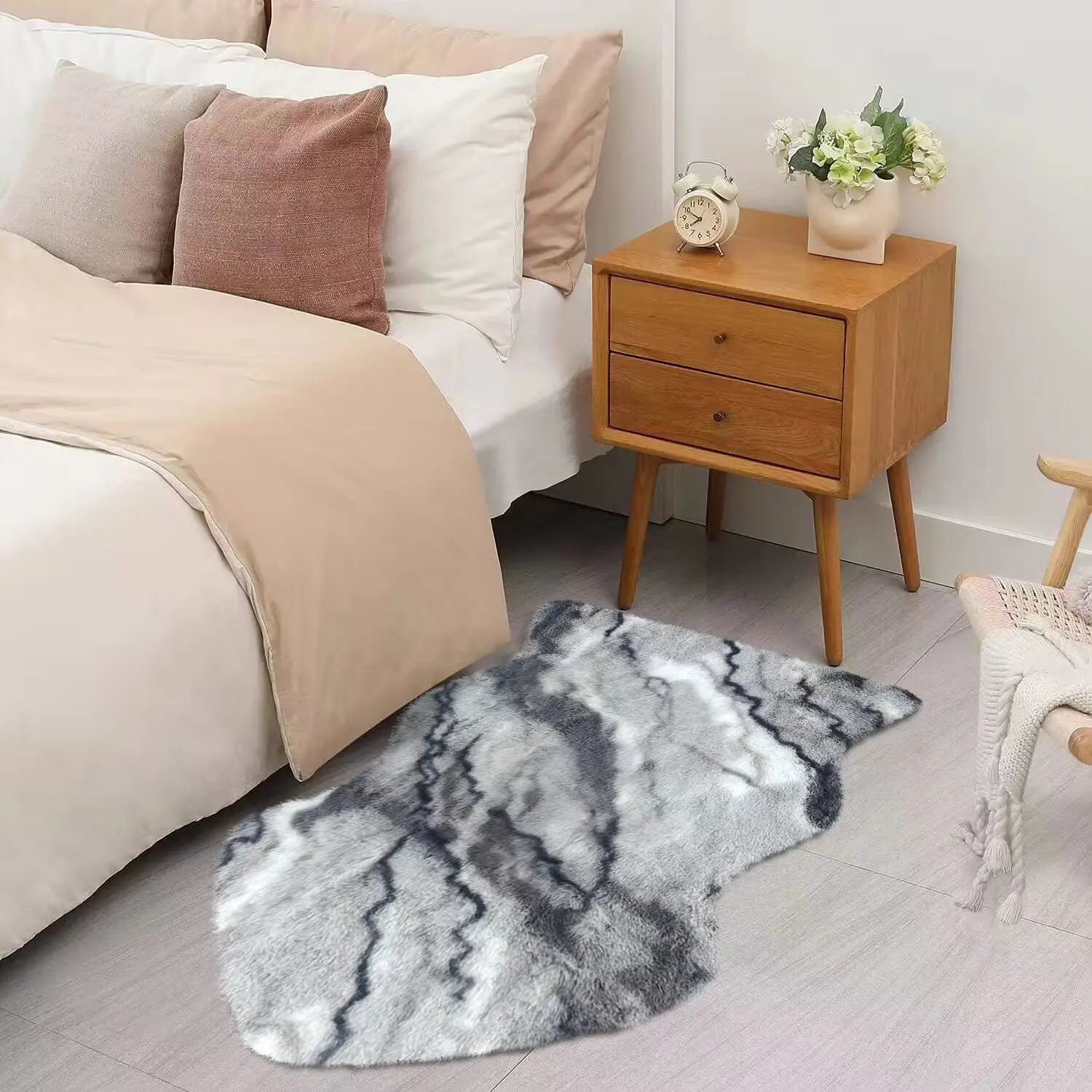 Modern Luxury Rug Imitation Rabbit Fur Soft Fish-shaped Marbling Carpet for Home Living Room Bedroom Bathroom Office Prayer