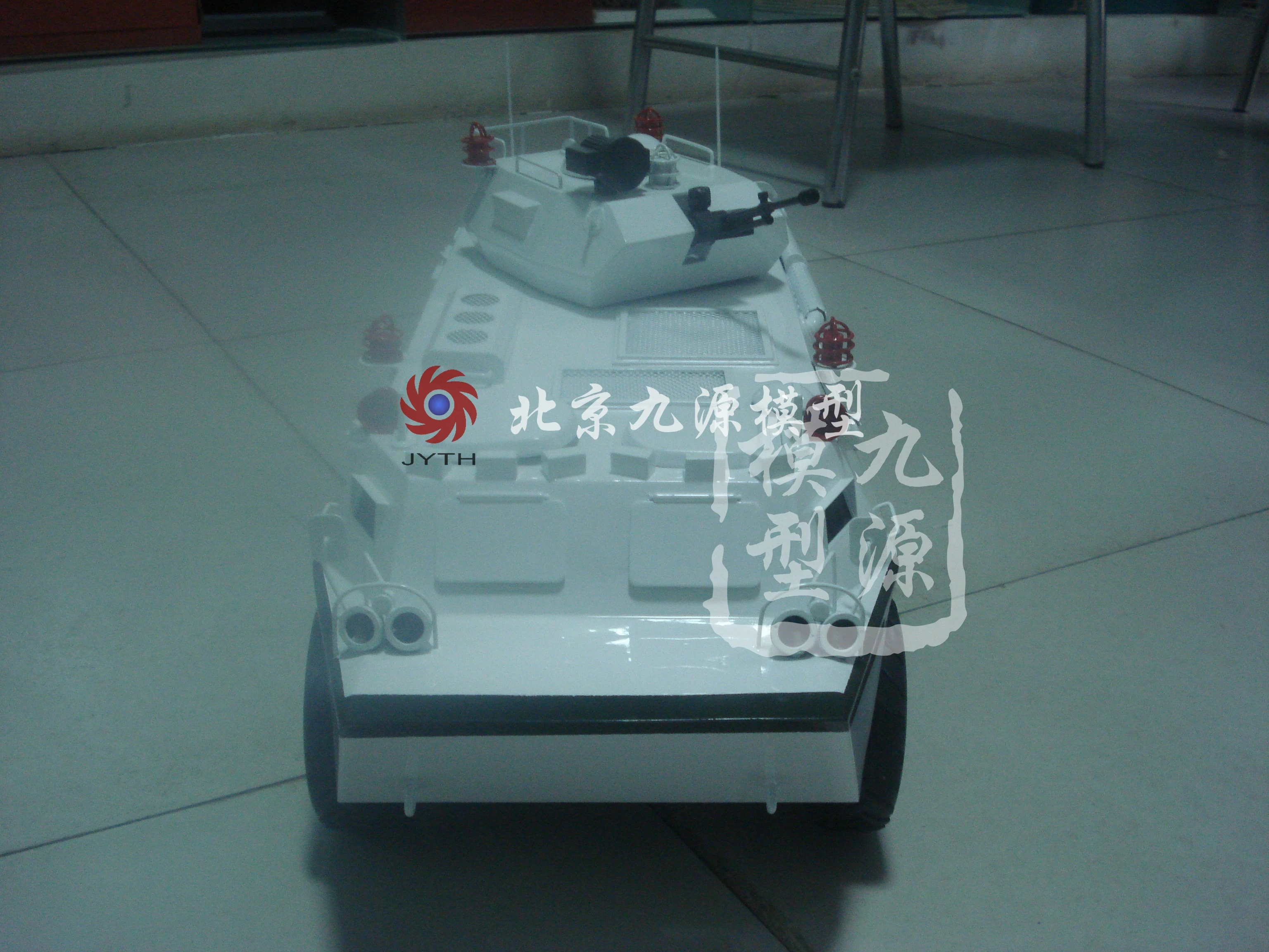 Китайский производитель изготовленный на заказ высококачественный армейский полицейский автомобиль