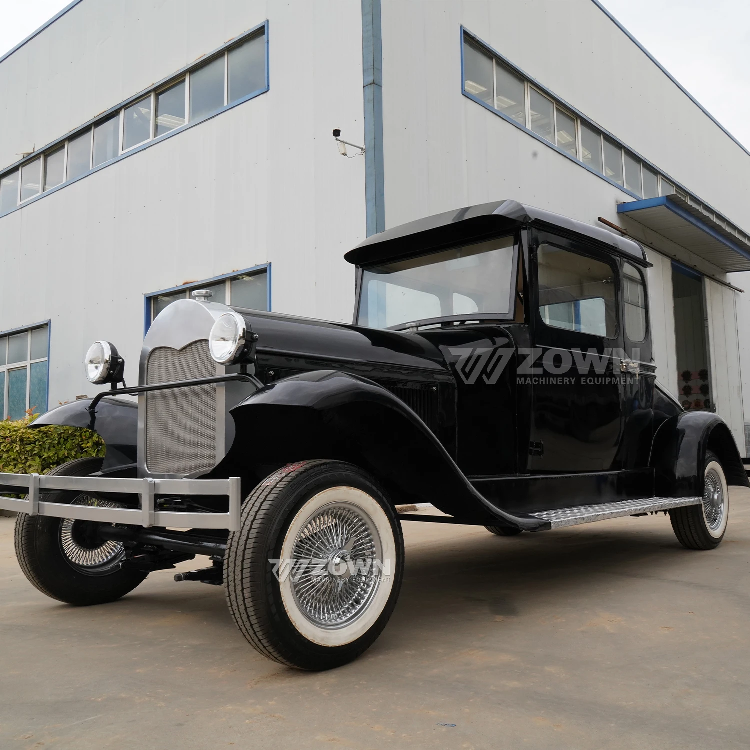 2024 New high quality sightseeing vintage cart Antique Electric sightseeing bus Antique car battery