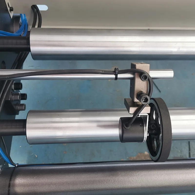 1200mm Automated paper feeding cash register plotter paper rolls thermal paper slitting rewinding machine