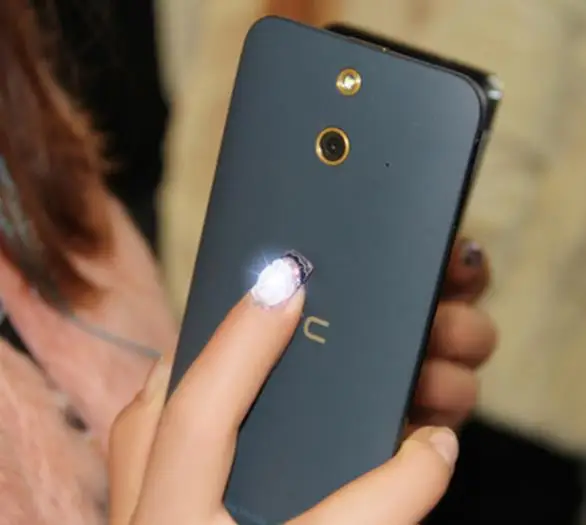 Smart LED Light Flashing NFC Card Mobile Phone Nail Sticker Fingernail Art Tip Sticker Fashional Chip