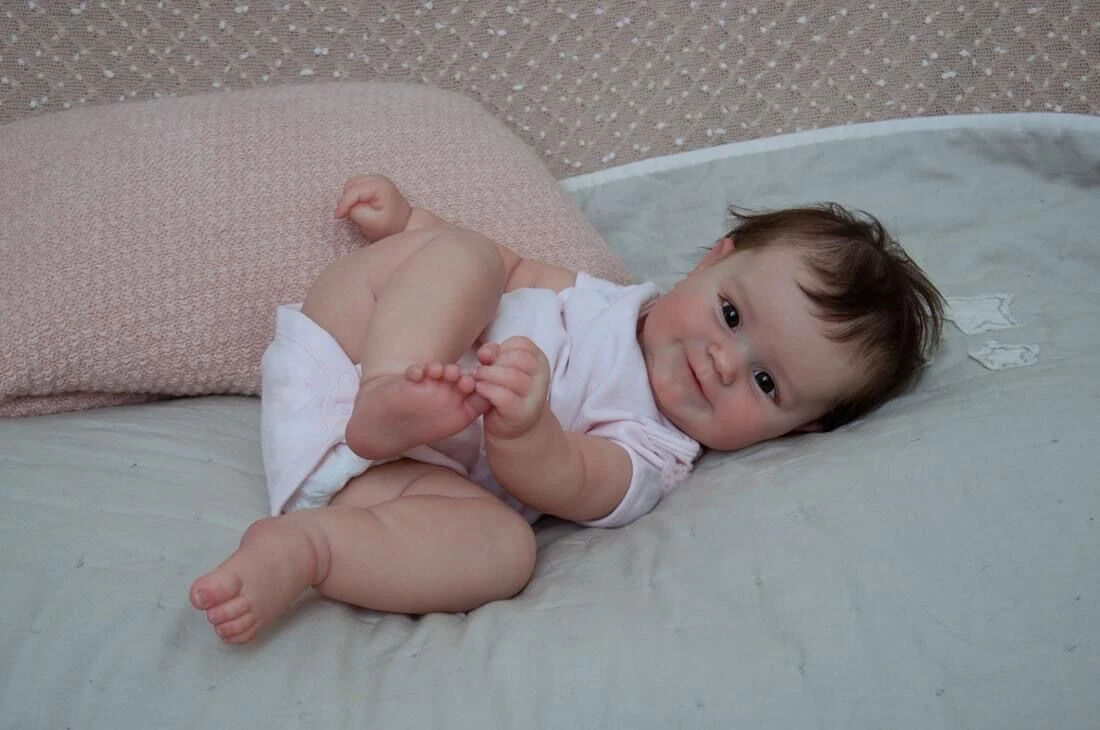 50 CM  full lifelike body soft silicone waterproof reborn doll hand drawing detailed with visible veins 3D skin tone