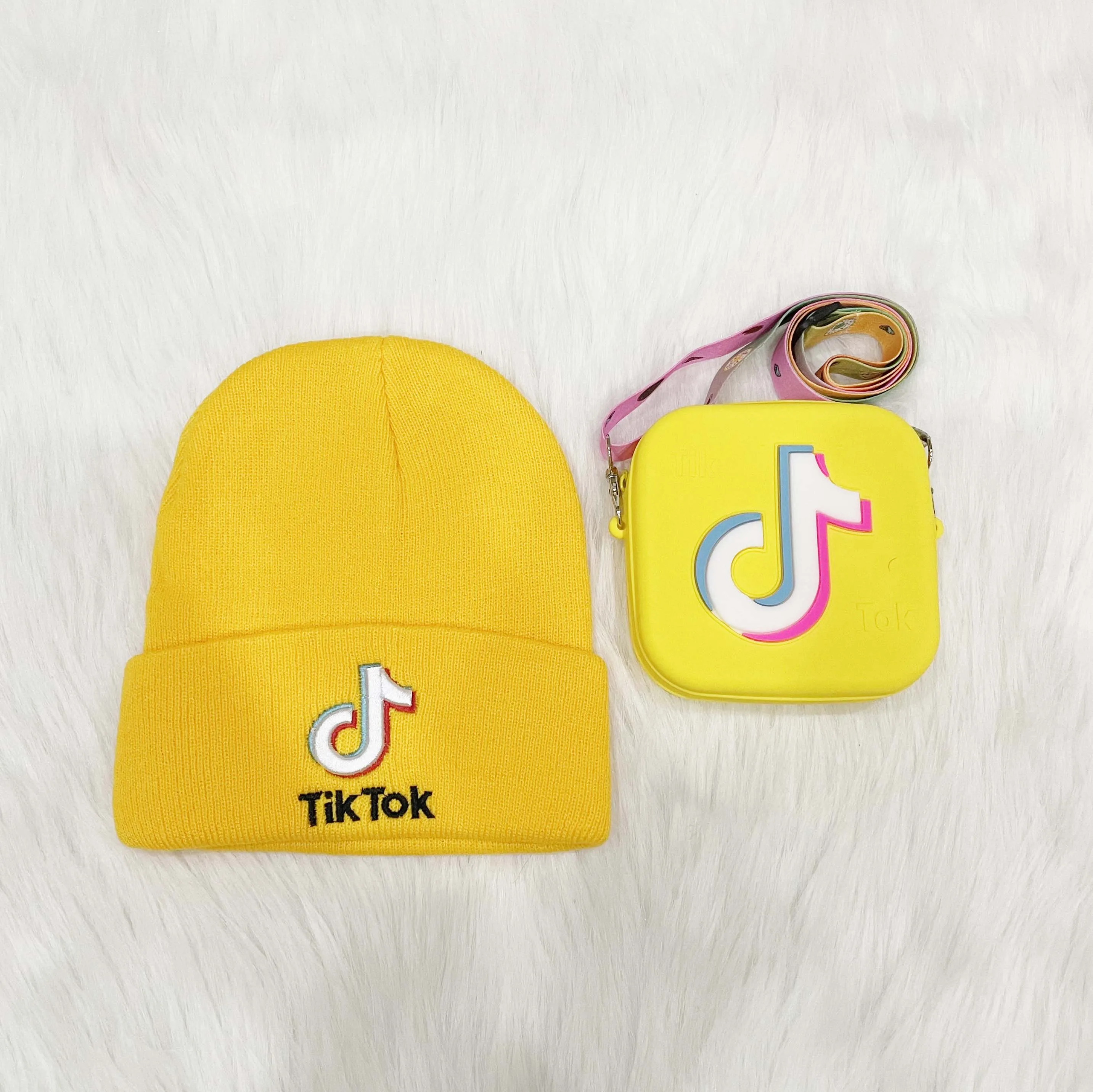  Модные женские модные зимние шапки и кошельки Tik Tok роскошные дизайнерские вязаные теплые