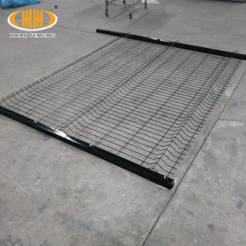 Classic Design Steel Wire Mesh Outdoor Fence Easily Assembled Highway Fence Panel Factory Supply Welded Wire Mesh Fence