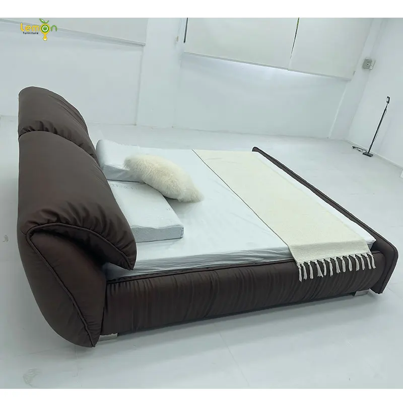 Elephant ear leather bed modern light luxury style master bedroom double villa high-end customized 1.8 bed